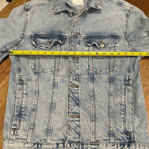 H&M Classic Denim Trucker Jacket Cotton Women's Size Small Light wash - Picture 8 of 10